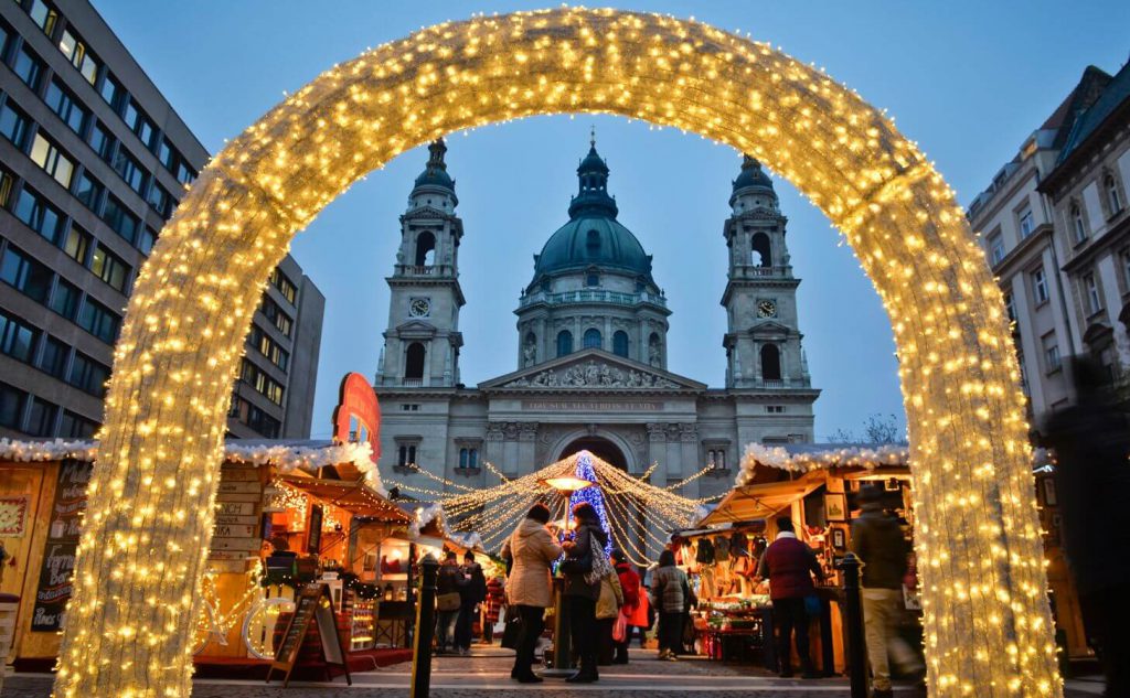 בודפשט בחורף בדצמבר Budapest in winter and december