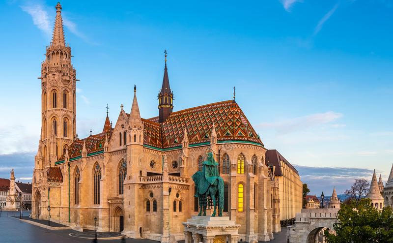Matthias Church Budapest כנסיית מטיאס בודפשט