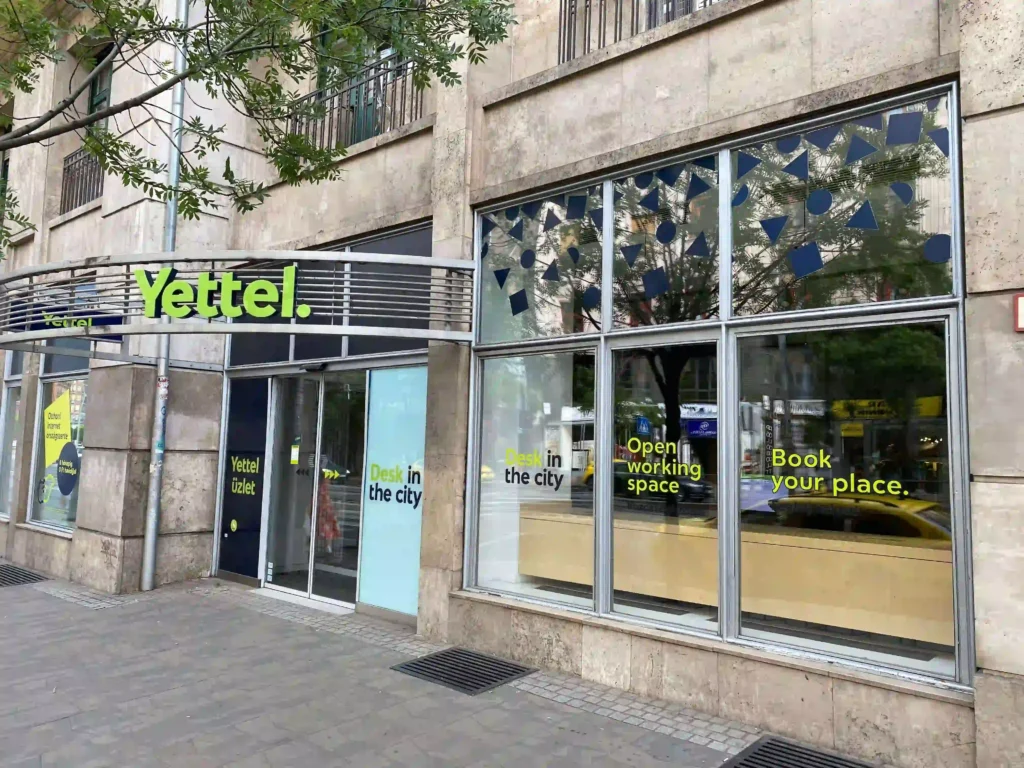 כרטיס סים בבודפשט - חברת יטל בצומת אסטוריה